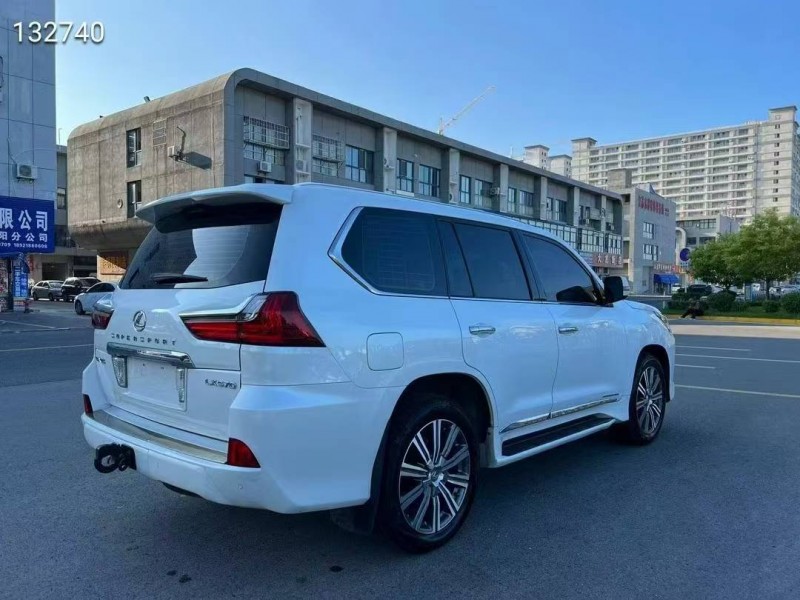 鹽城17年雷克薩斯LX9