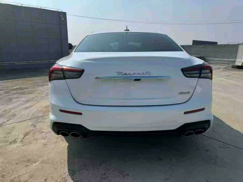 徐州23年瑪莎拉蒂Ghibli4