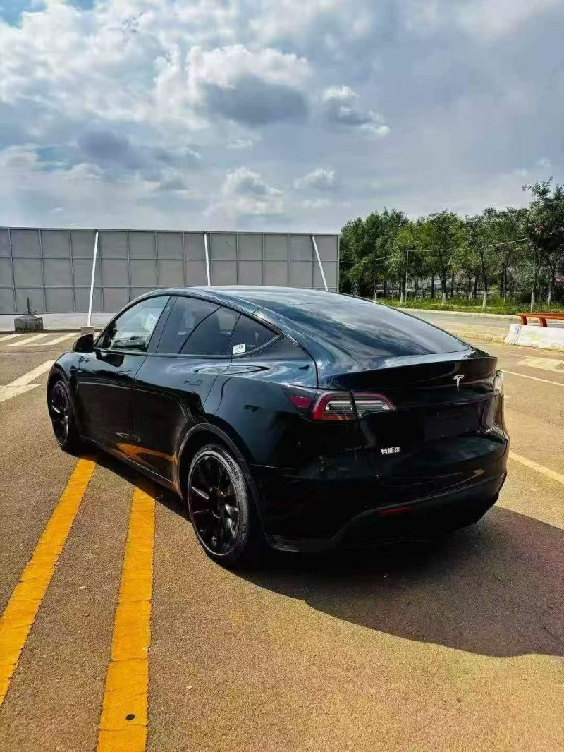 平凉22年特斯拉MODEL Y7