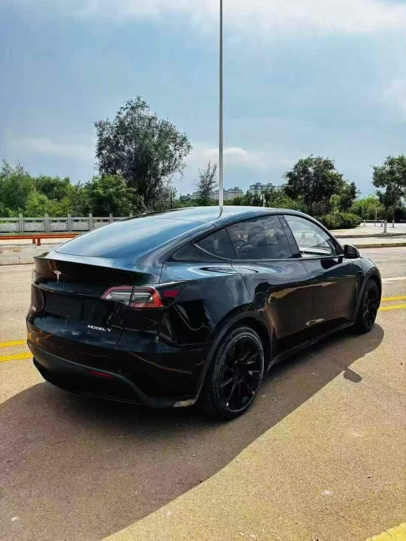 平凉22年特斯拉MODEL Y8