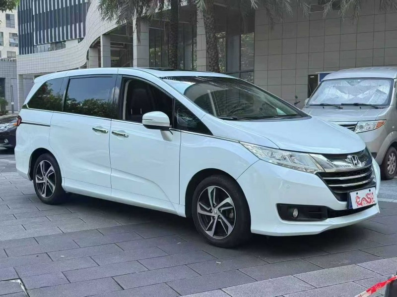 佛山17年本田奥德赛2