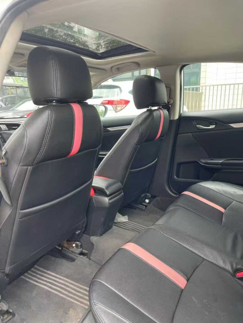 佛山17年本田思域6