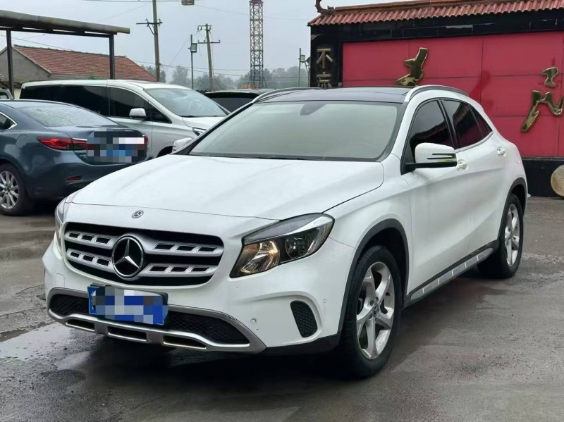 淄博19年奔驰GLA2