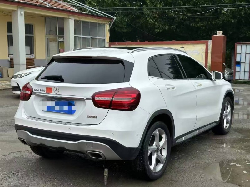淄博19年奔驰GLA7