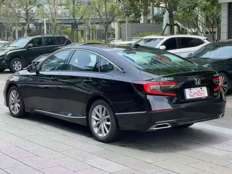 佛山23年本田雅阁7