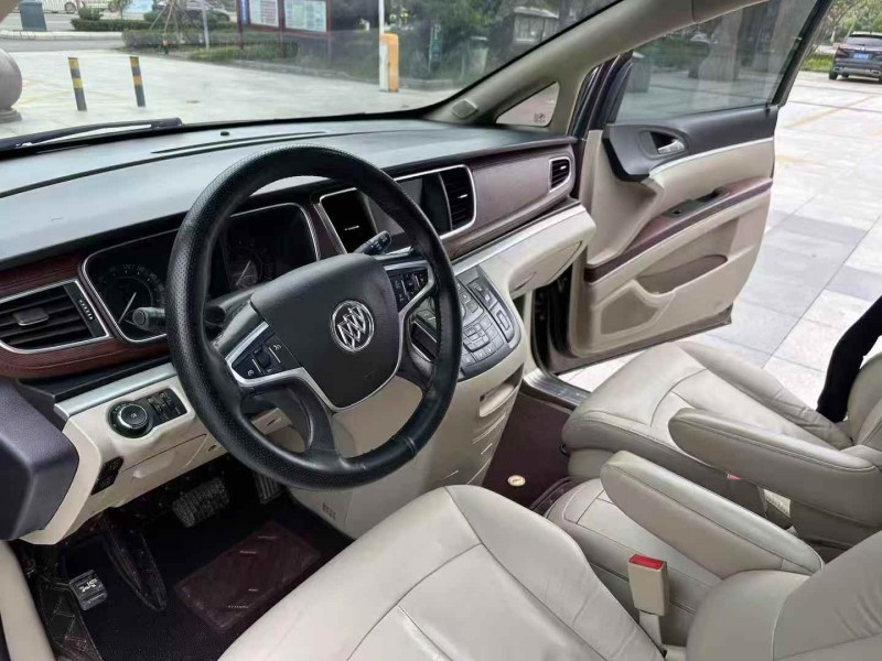 枣庄17年别克GL84