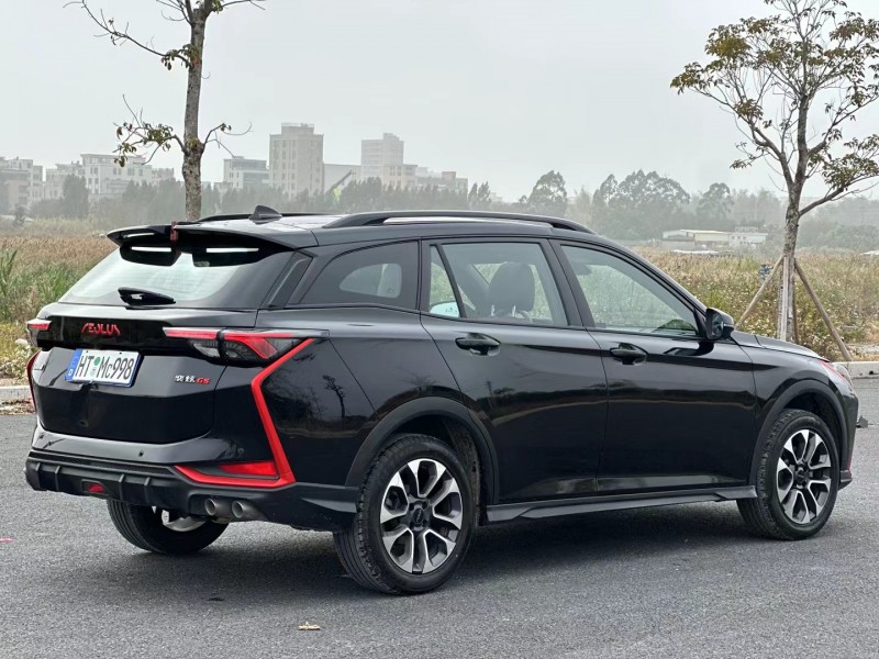 汕頭23年東風奕炫8