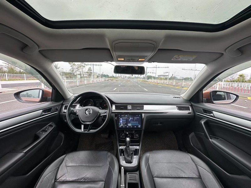 汕頭18年大眾寶來5