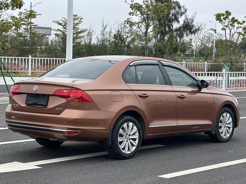 汕頭18年大眾寶來8