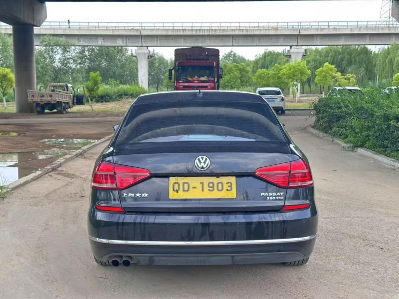 青島17年大眾帕薩特9