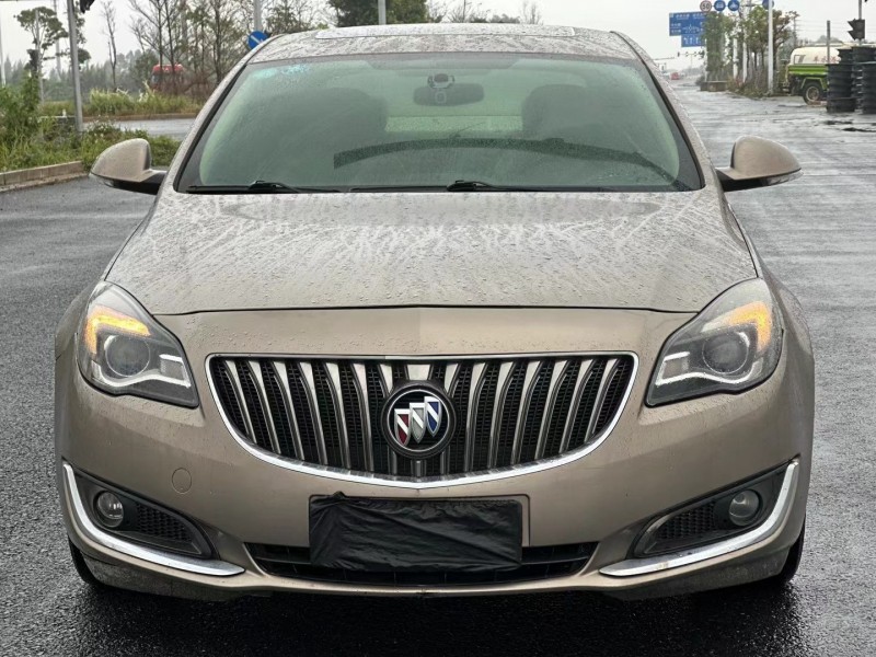 汕头14年别克君威1