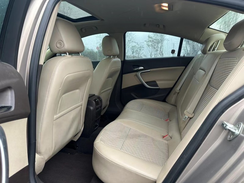 汕头14年别克君威6