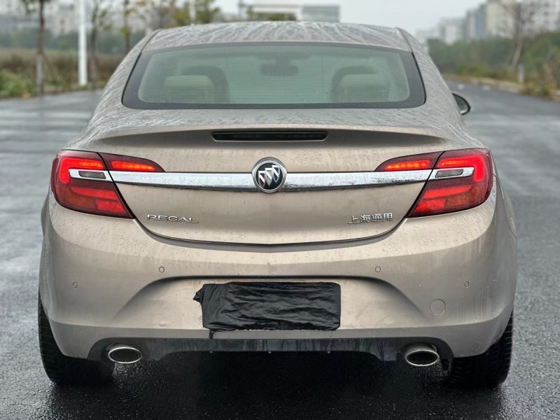 汕头14年别克君威9