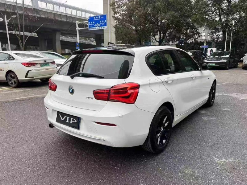 益阳15年宝马1系7