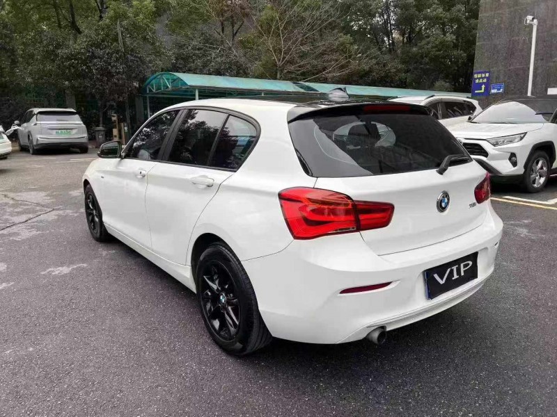 益阳15年宝马1系8