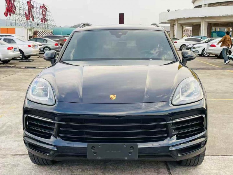 東莞19年保時捷卡宴1