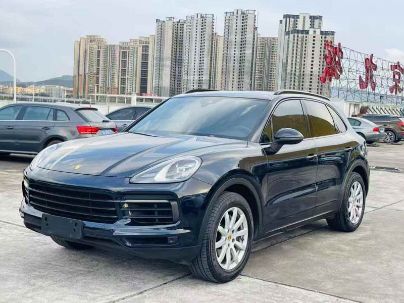 東莞19年保時捷卡宴2