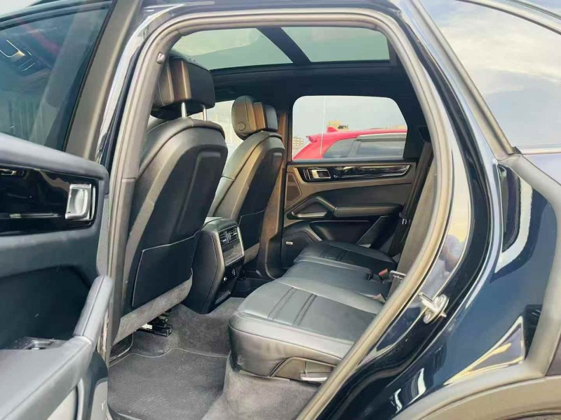 東莞19年保時捷卡宴6