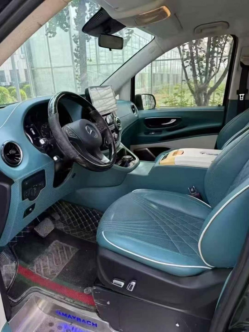 淄博21年奔驰威霆3