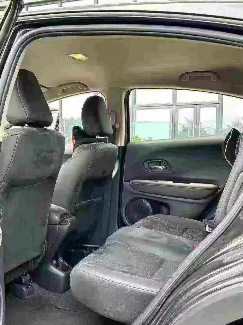 深圳22年本田缤智6