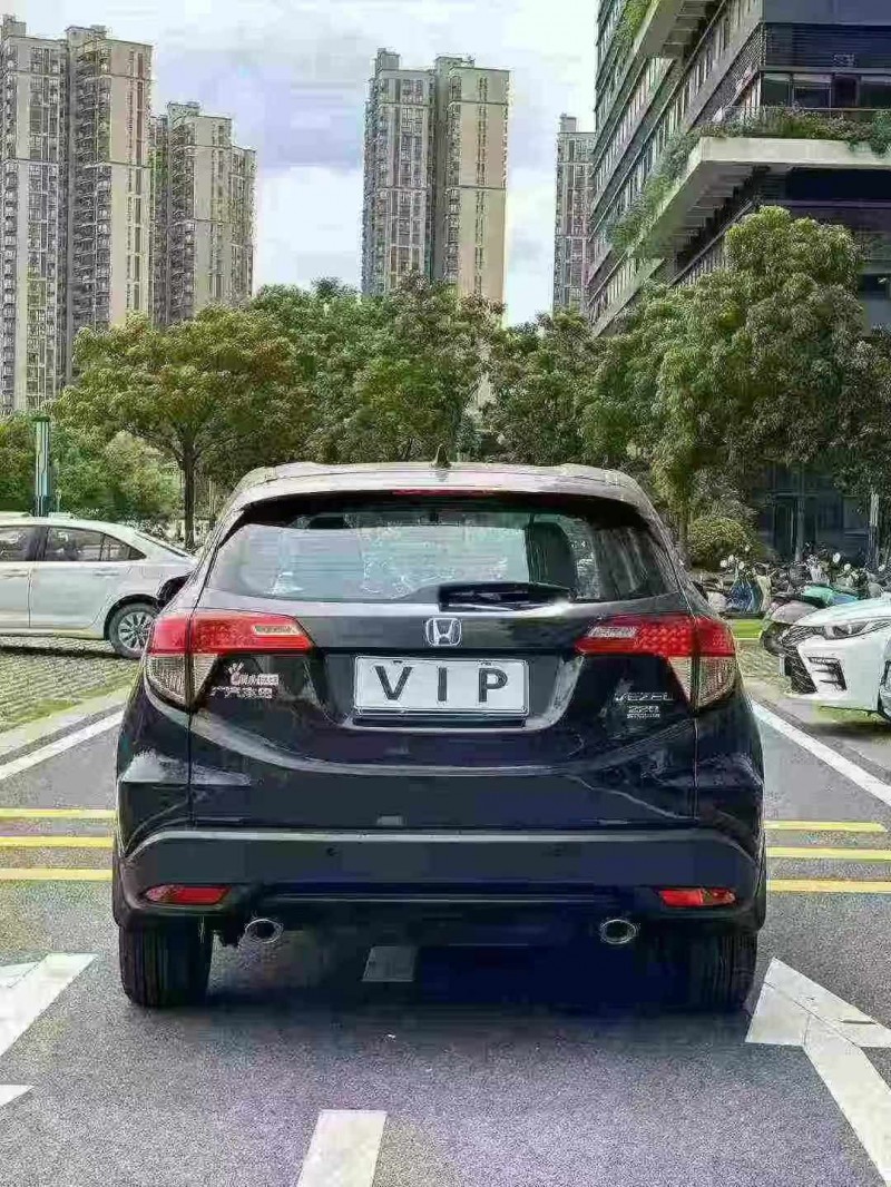 深圳22年本田缤智9