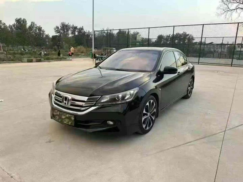 徐州14年本田雅阁2