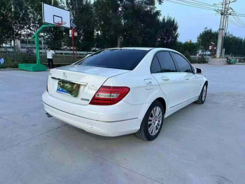 徐州12年奔驰C8