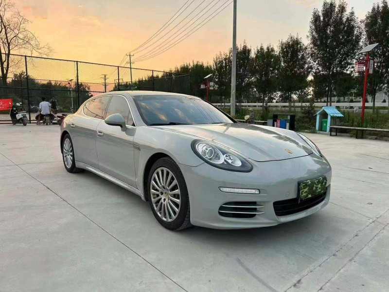 徐州15年保時捷帕拉梅拉2