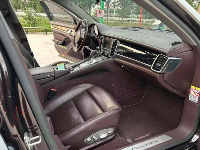 徐州15年保時捷帕拉梅拉6