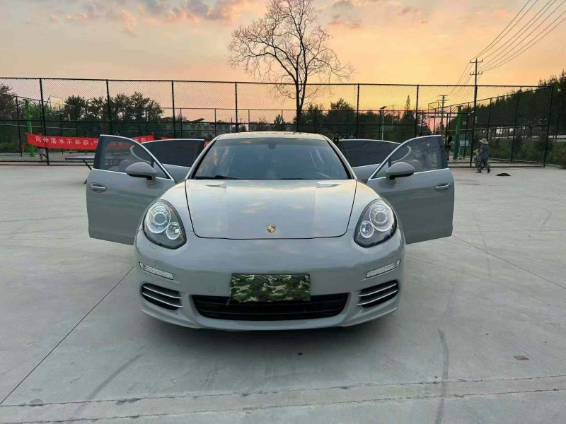 徐州15年保時捷帕拉梅拉8