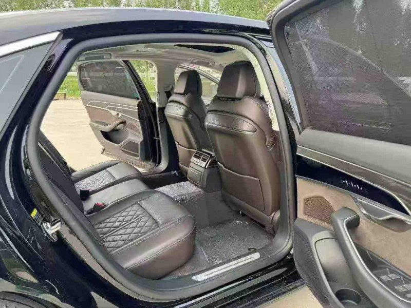 徐州21年奥迪A8L6