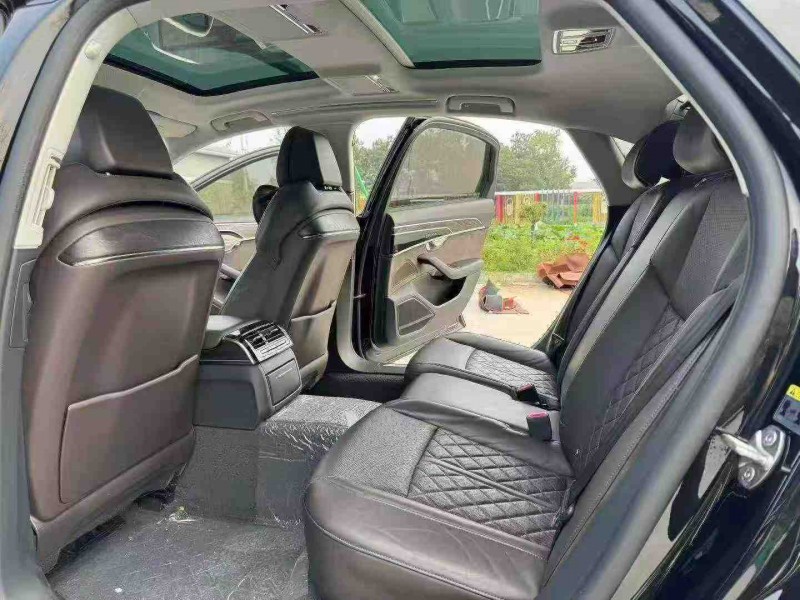 徐州21年奥迪A8L7