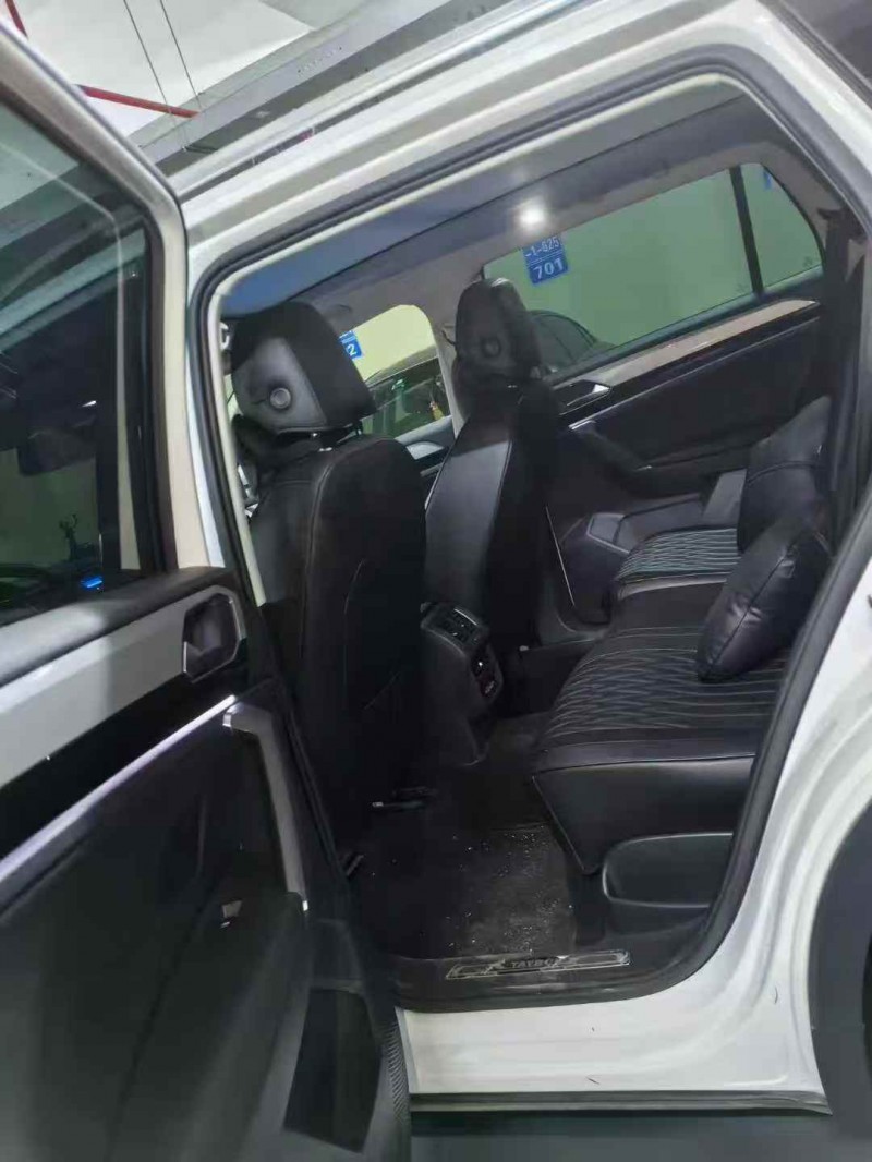 臺州19年大眾探岳6