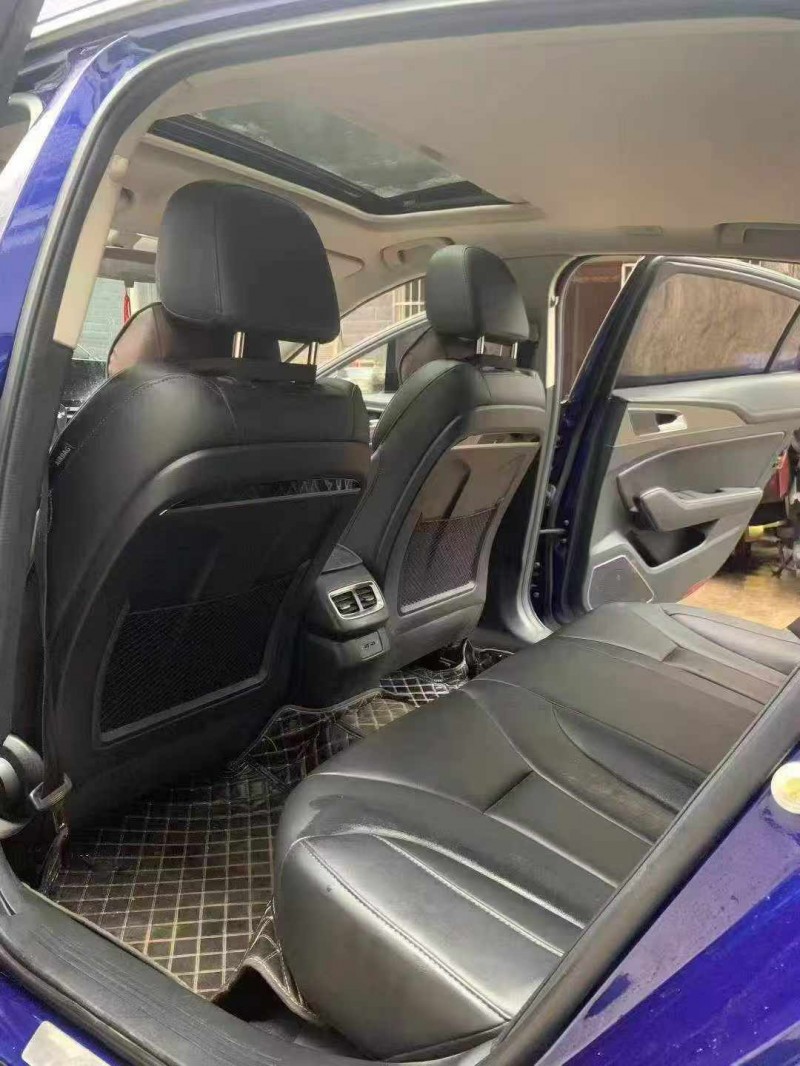 常德22年红旗H56