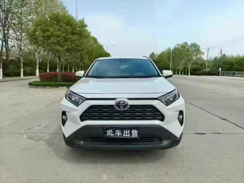 郑州22年丰田RAV41