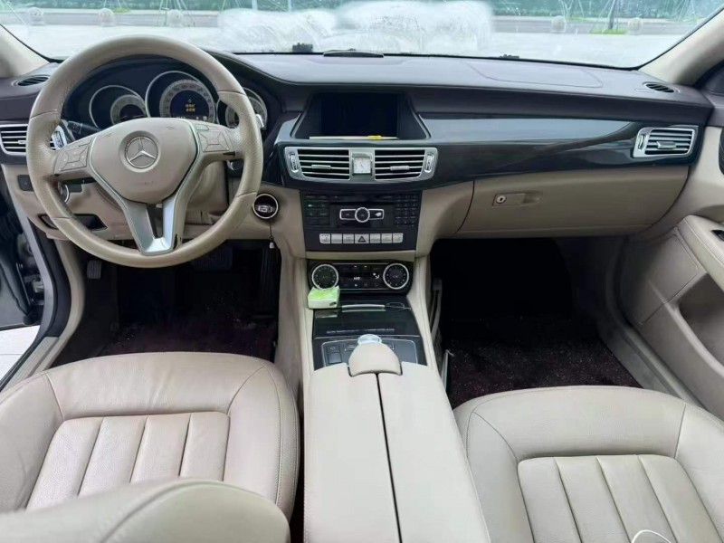 连云港12年奔驰CLS4