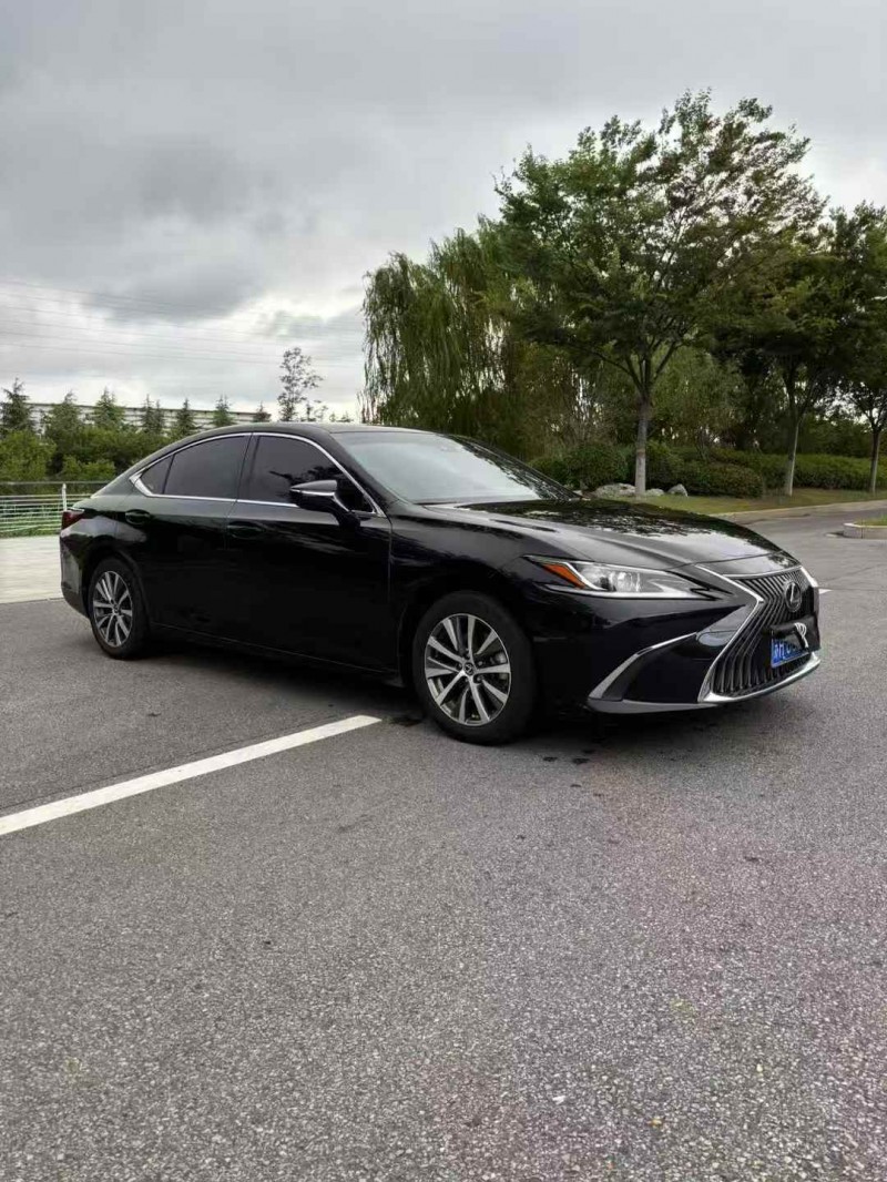 宿遷21年雷克薩斯ES3