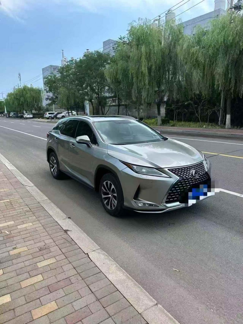济宁20年雷克萨斯RX3