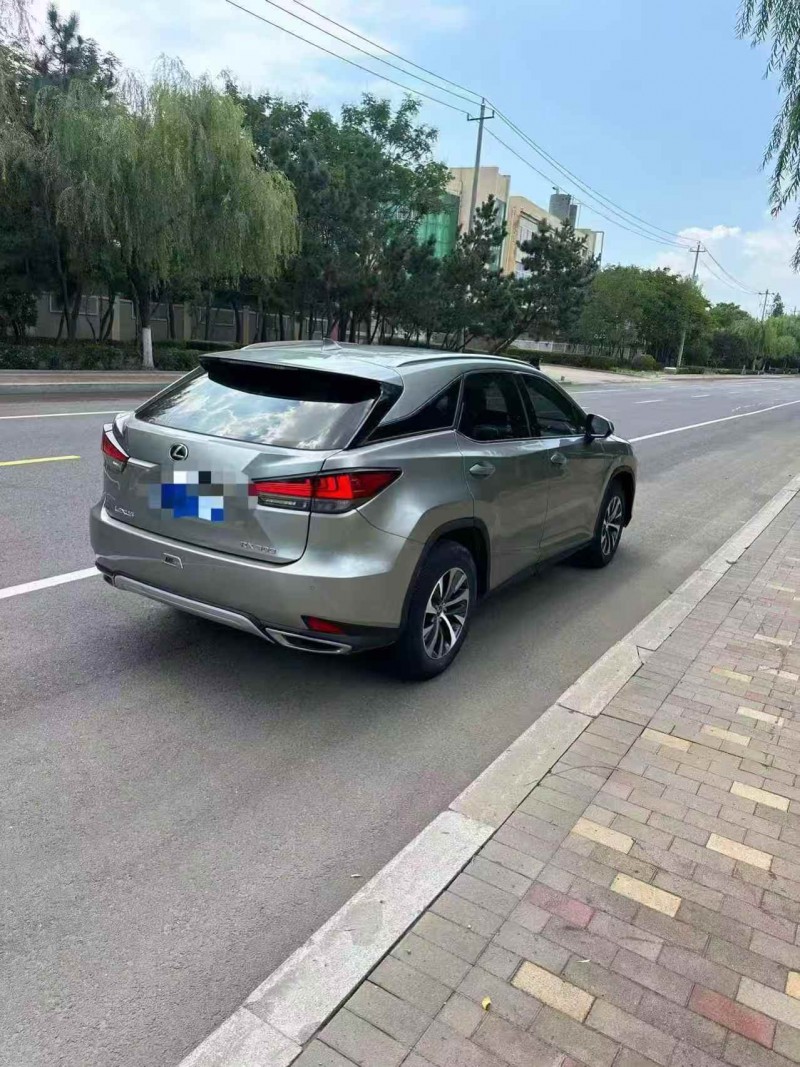 济宁20年雷克萨斯RX6