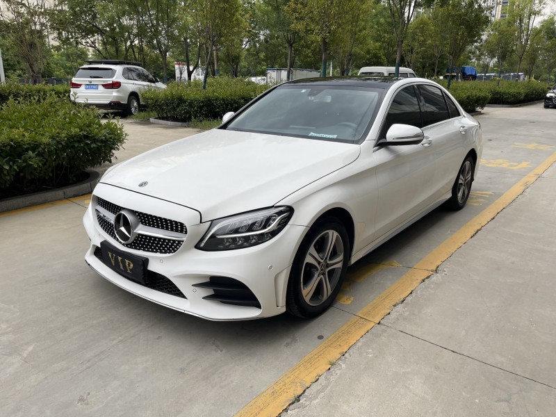 济宁20年奔驰C2