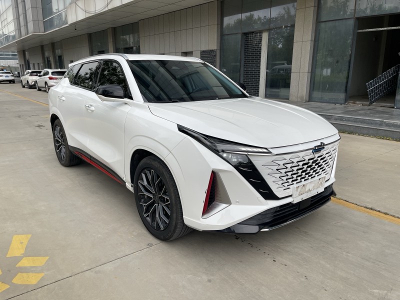 济宁22年长安汽车欧尚3