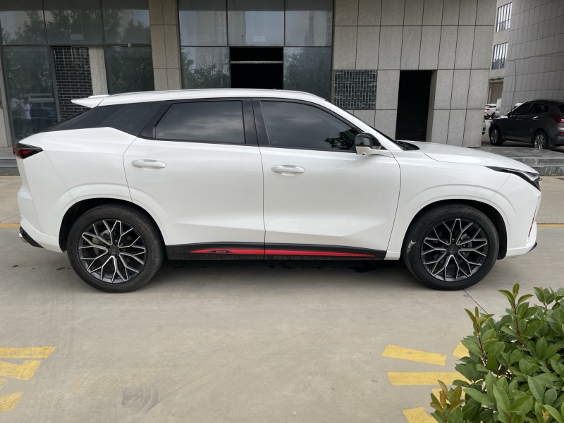 济宁22年长安汽车欧尚7