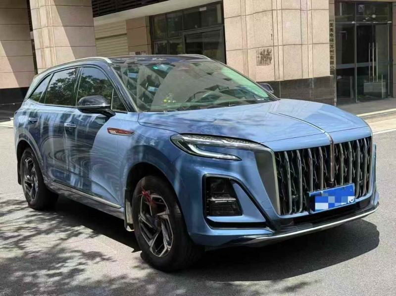 張家界23年紅旗HS32