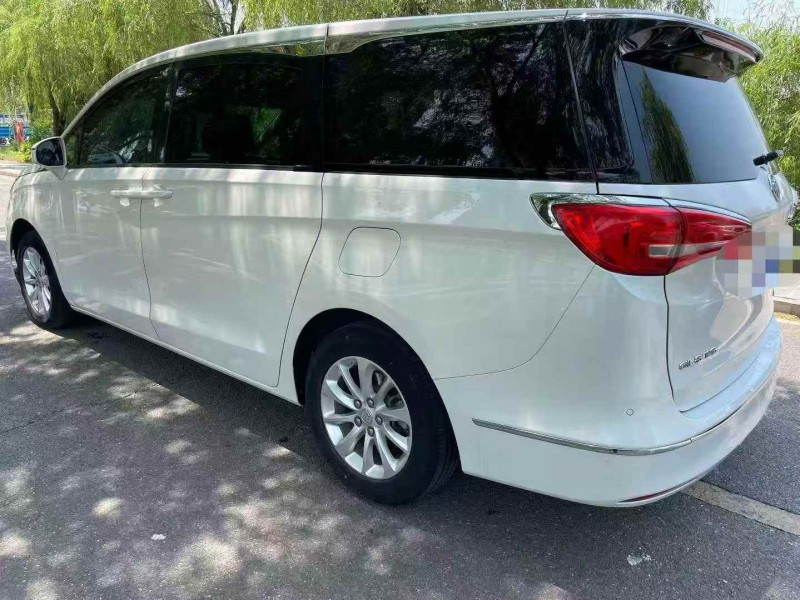 宜春19年别克GL87