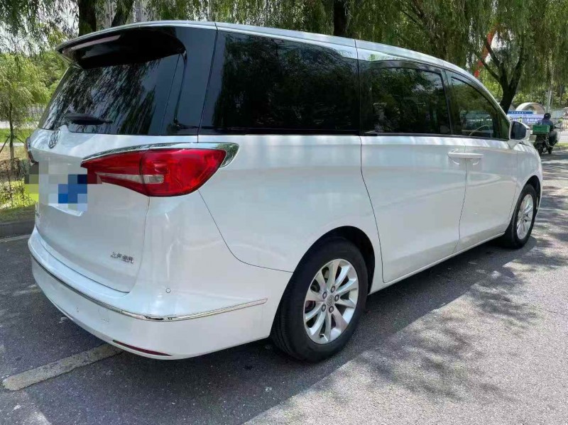 宜春19年别克GL88