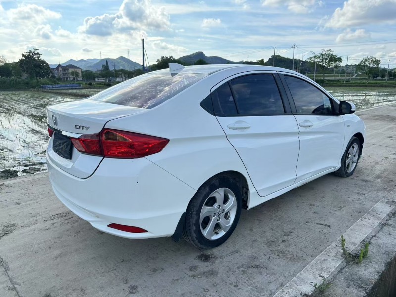 杭州16年本田鋒范8