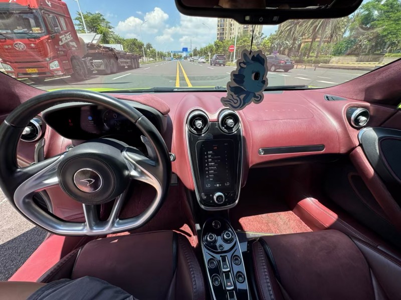 海口21年迈凯伦570GT8