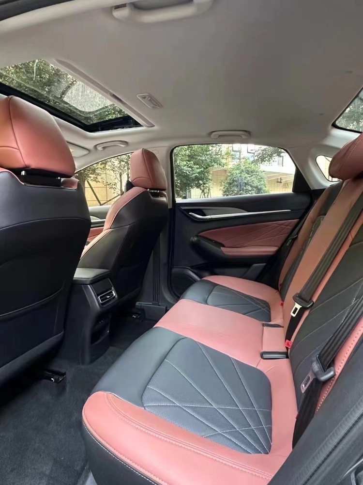 成都24年长安汽车逸动6