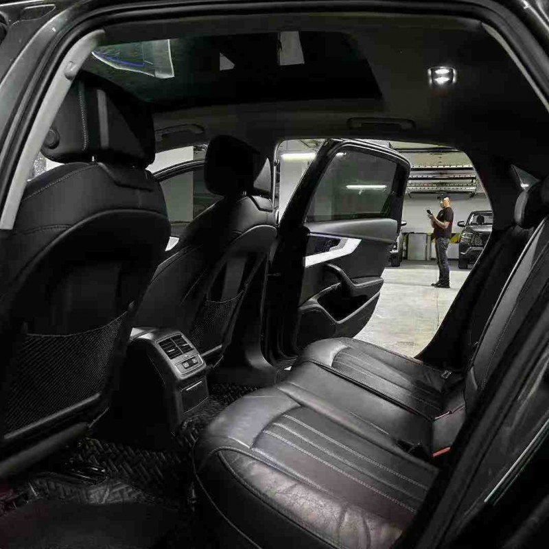 成都22年奥迪A4L6