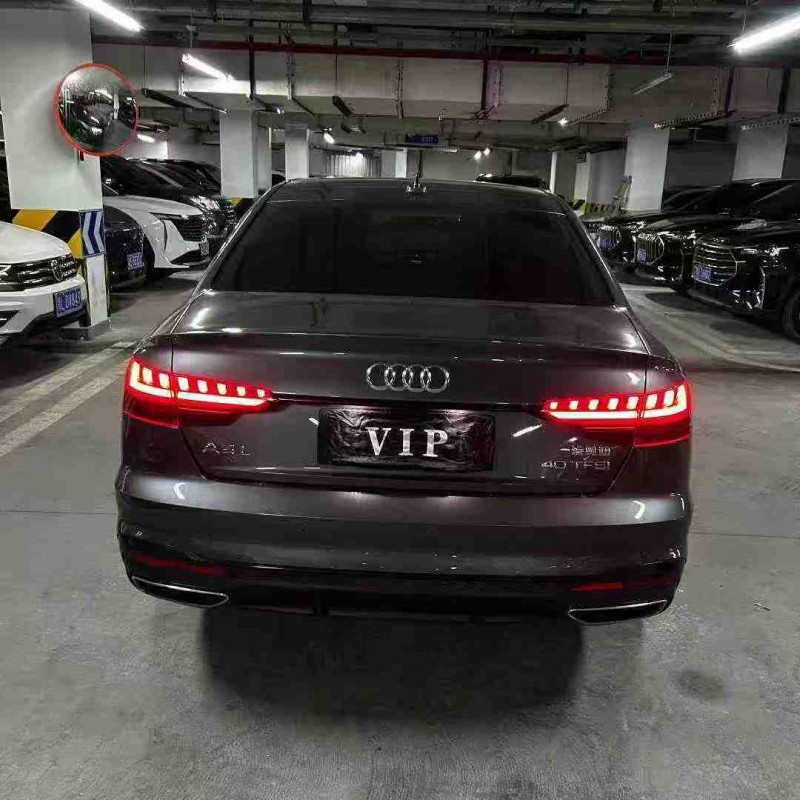 成都22年奥迪A4L8